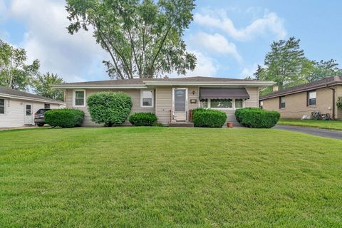 Tiny photo for 1308 Hosmer Street, Joliet, IL 60435 (MLS # 12433852)