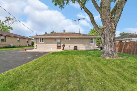 Tiny photo for 1308 Hosmer Street, Joliet, IL 60435 (MLS # 12433852)