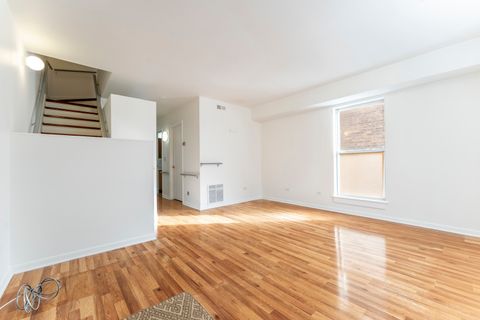 Tiny photo for 4933 N Kenmore Avenue, Chicago, IL 60640 (MLS # 12568947)