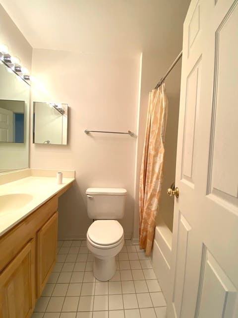 Tiny photo for 1129 Georgetown Way, Vernon Hills, IL 60061 (MLS # 12625631)