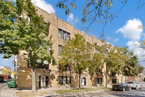 3608 W Dickens Avenue 1W Chicago IL 60647