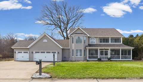 Photo of 1307 Cross Creek Road, Mahomet, IL 61853 (MLS # 12561367)