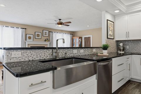 Tiny photo for 1307 Cross Creek Road, Mahomet, IL 61853 (MLS # 12561367)