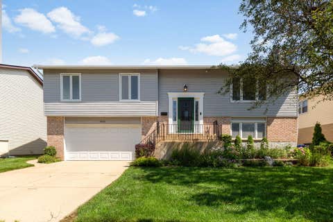 1826 W Catalpa Lane, Mount Prospect, IL 60056 - #: 12697693