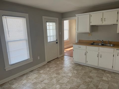 Tiny photo for 912 W Olive Street, Decatur, IL 62526 (MLS # 12528940)