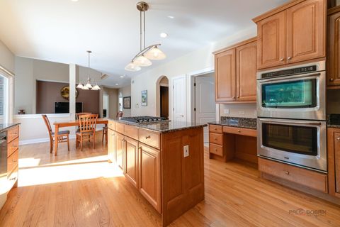 Tiny photo for 2059 Broadmoor Lane, Vernon Hills, IL 60061 (MLS # 12595533)
