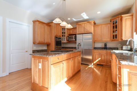 Tiny photo for 2059 Broadmoor Lane, Vernon Hills, IL 60061 (MLS # 12595533)