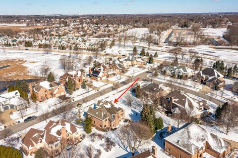 Tiny photo for 2059 Broadmoor Lane, Vernon Hills, IL 60061 (MLS # 12595533)