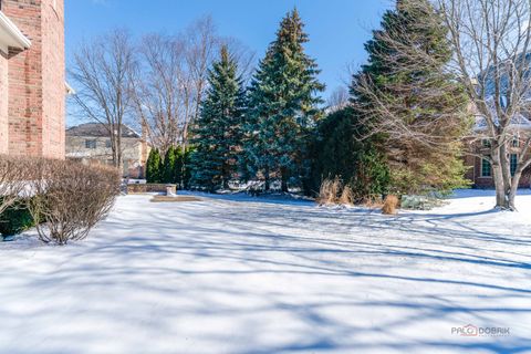 Tiny photo for 2059 Broadmoor Lane, Vernon Hills, IL 60061 (MLS # 12595533)