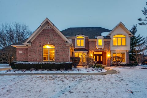 Tiny photo for 2059 Broadmoor Lane, Vernon Hills, IL 60061 (MLS # 12595533)