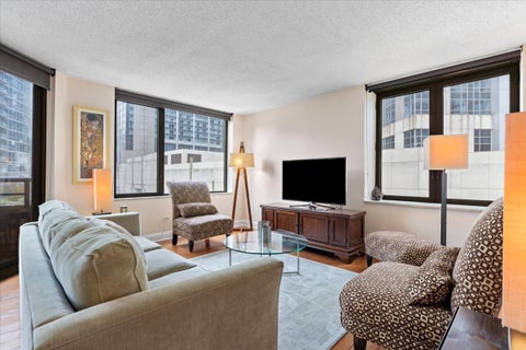 Tiny photo for 480 N MCCLURG Court #1001, Chicago, IL 60611 (MLS # 12759513)