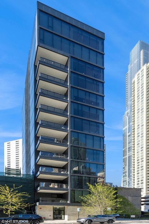 56 W Huron Street 11 Chicago IL 60654