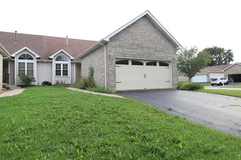 Photo of 4330 River Glen Drive, Joliet, IL 60431 (MLS # 12770203)