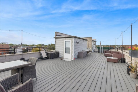 Tiny photo for 3414 N Sheffield Avenue #4, Chicago, IL 60657 (MLS # 12775323)
