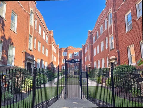 Photo of 1346.5 W ESTES Avenue #1W, Chicago, IL 60626 (MLS # 12732746)
