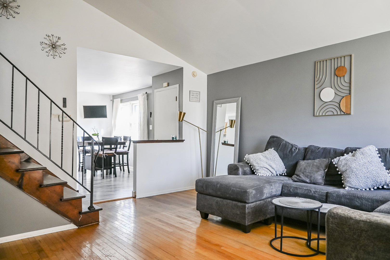 15115 Springfield Avenue