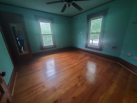 Tiny photo for 1921 Farnam Street, Davenport, IA 52803 (MLS # 12711118)