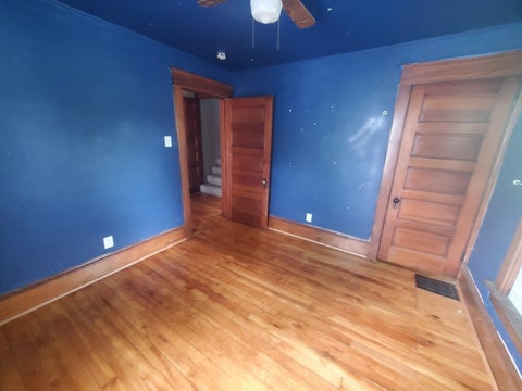 Tiny photo for 1921 Farnam Street, Davenport, IA 52803 (MLS # 12711118)