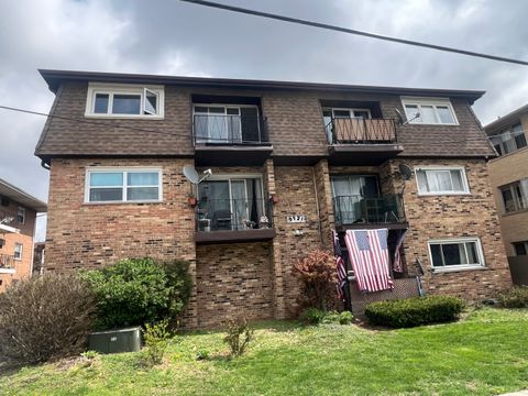 Photo of 9721 S Harlem Avenue #2D, Chicago Ridge, IL 60415 (MLS # 12615603)