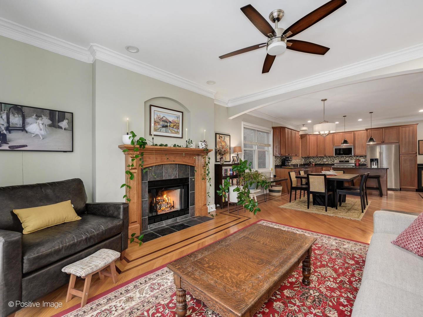 4933 N Winthrop Avenue 1N