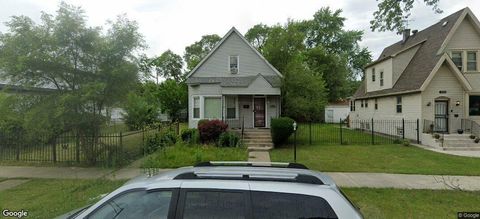 Photo of 10112 S La Salle Street, Chicago, IL 60628 (MLS # 12475326)