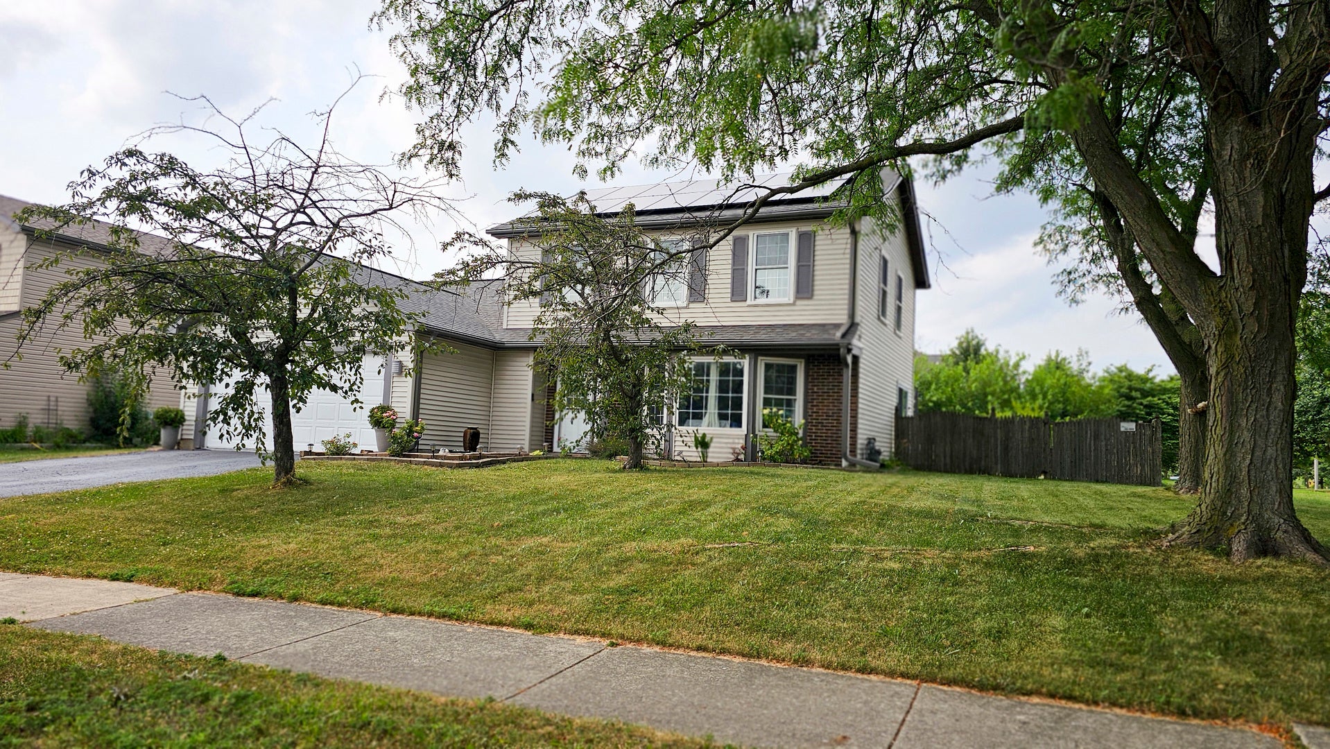 668 Forest Way