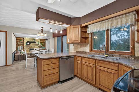 Tiny photo for 1555 Prairie Vista Drive, Bettendorf, IA 52722 (MLS # 12731072)