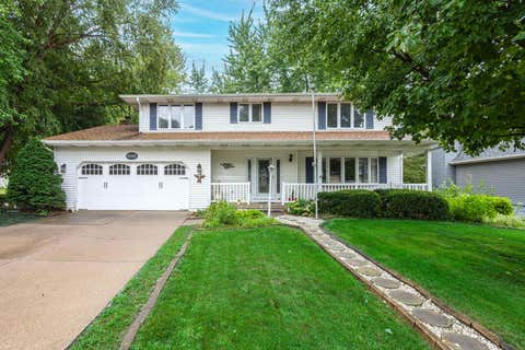Photo of 1555 Prairie Vista Drive, Bettendorf, IA 52722 (MLS # 12731072)