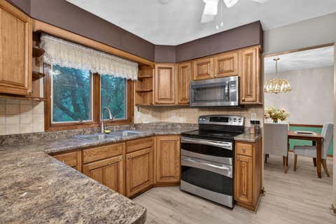 Tiny photo for 1555 Prairie Vista Drive, Bettendorf, IA 52722 (MLS # 12731072)