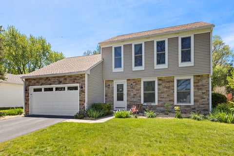 Tiny photo for 506 Old Hunt Road, Fox River Grove, IL 60021 (MLS # 12649421)