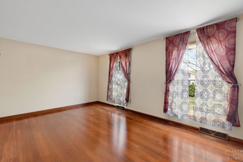 Tiny photo for 506 Old Hunt Road, Fox River Grove, IL 60021 (MLS # 12649421)