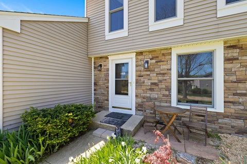 Tiny photo for 506 Old Hunt Road, Fox River Grove, IL 60021 (MLS # 12649421)