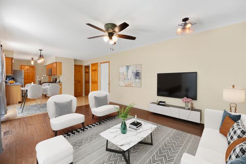 Tiny photo for 506 Old Hunt Road, Fox River Grove, IL 60021 (MLS # 12649421)