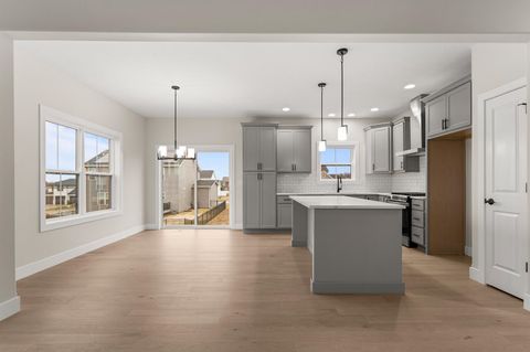 Tiny photo for 710 Wheatley Drive, Mahomet, IL 61853 (MLS # 12502706)