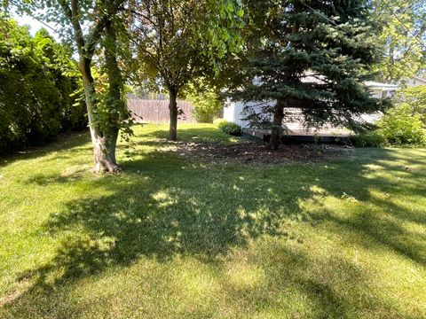 Tiny photo for 10228 S 80th Court, Palos Hills, IL 60465 (MLS # 12647035)