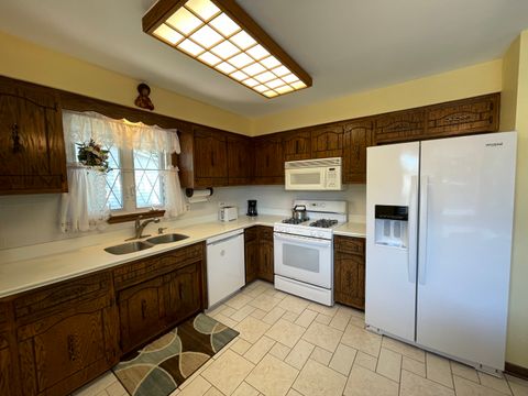 Tiny photo for 10228 S 80th Court, Palos Hills, IL 60465 (MLS # 12647035)