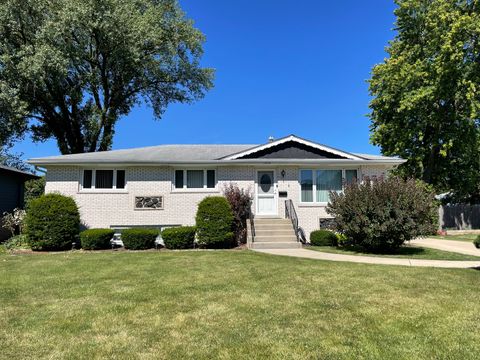 Photo of 10228 S 80th Court, Palos Hills, IL 60465 (MLS # 12647035)