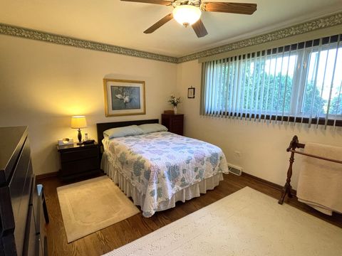Tiny photo for 10228 S 80th Court, Palos Hills, IL 60465 (MLS # 12647035)
