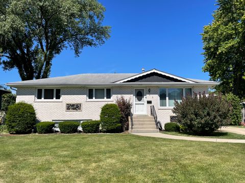 Tiny photo for 10228 S 80th Court, Palos Hills, IL 60465 (MLS # 12647035)