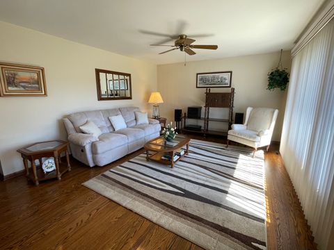 Tiny photo for 10228 S 80th Court, Palos Hills, IL 60465 (MLS # 12647035)