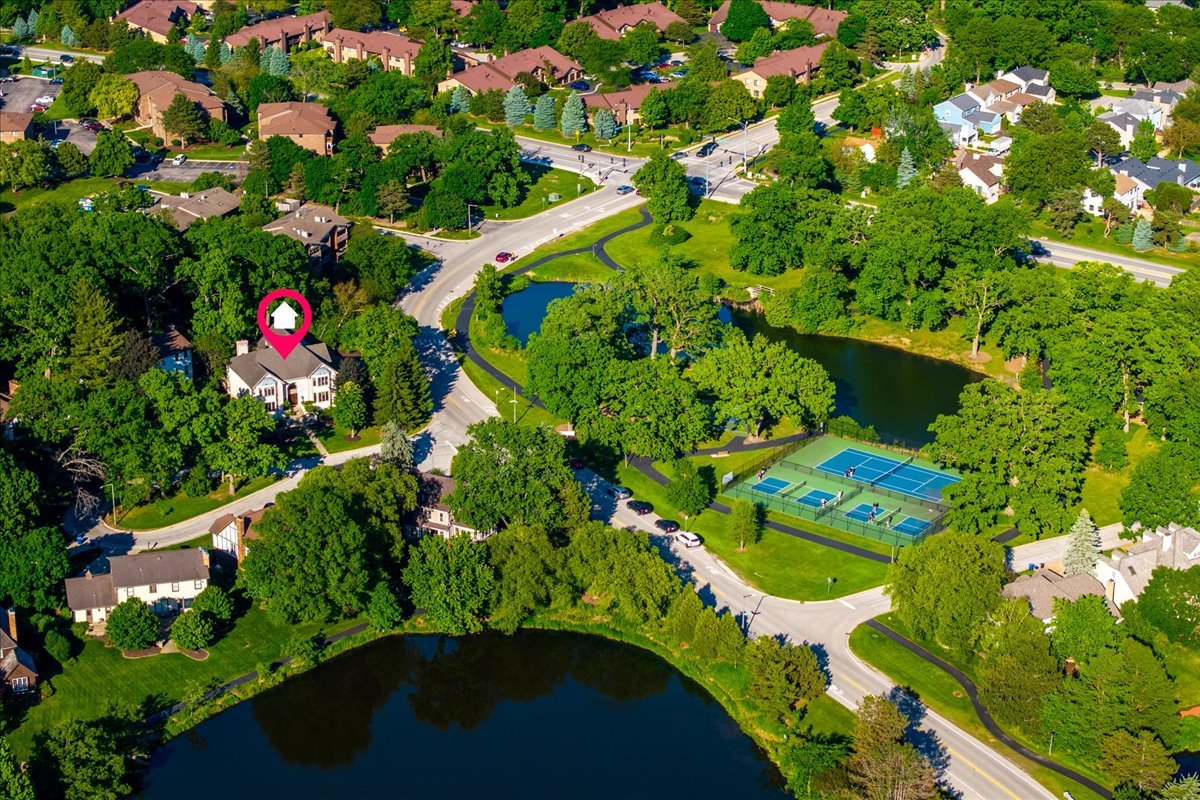 6191 Shorewood Court