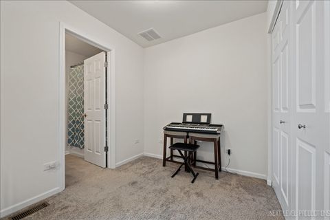 Tiny photo for 4105 Winslow Court, Aurora, IL 60504 (MLS # 12493498)
