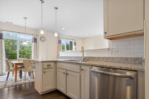 Tiny photo for 4105 Winslow Court, Aurora, IL 60504 (MLS # 12493498)