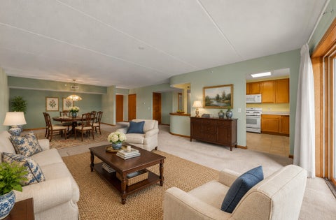 Tiny photo for 1327 E Washington Street #501, Des Plaines, IL 60016 (MLS # 12787960)