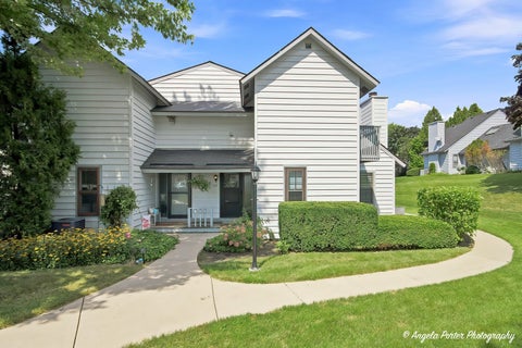 Photo of 742 Glen Way #742, Gurnee, IL 60031 (MLS # 12752663)