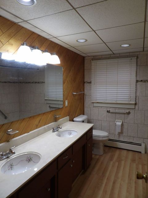 Tiny photo for 16315 Kenwood Avenue, South Holland, IL 60473 (MLS # 12337311)