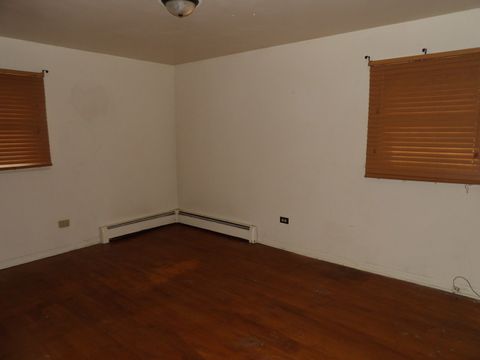 Tiny photo for 16315 Kenwood Avenue, South Holland, IL 60473 (MLS # 12337311)