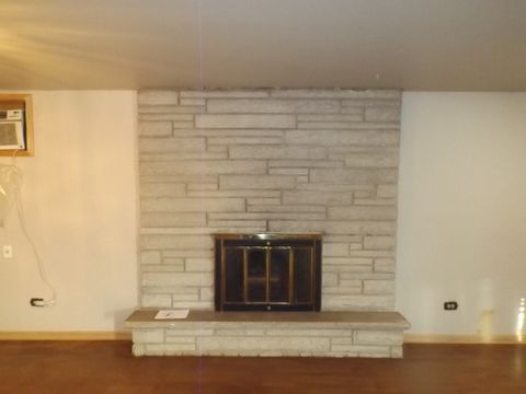 Tiny photo for 16315 Kenwood Avenue, South Holland, IL 60473 (MLS # 12337311)