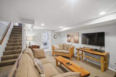 Tiny photo for 1319 Tyrell Avenue, Park Ridge, IL 60068 (MLS # 12529161)