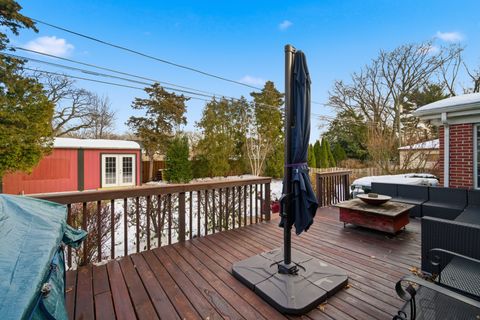 Tiny photo for 1319 Tyrell Avenue, Park Ridge, IL 60068 (MLS # 12529161)